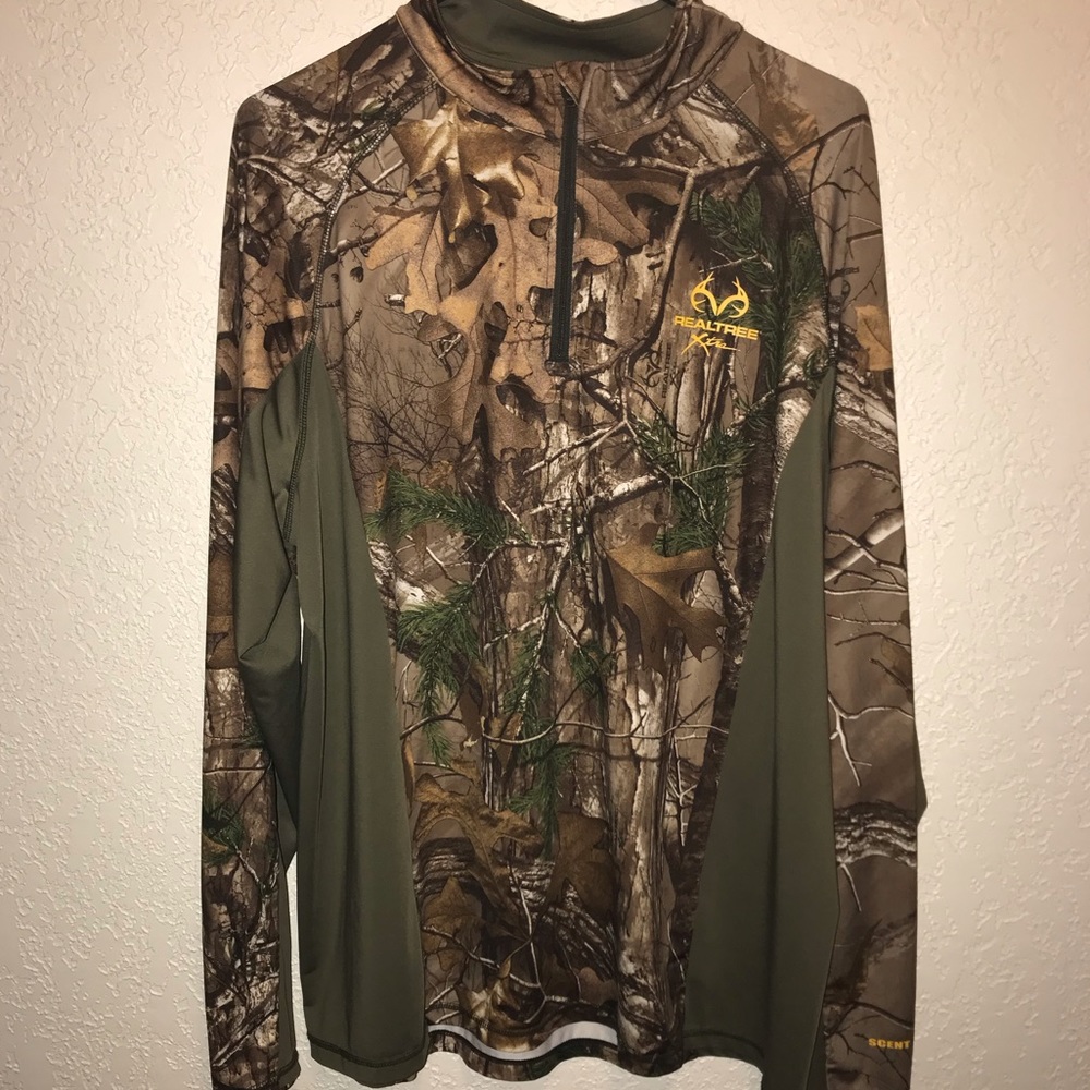 Men’s Realtree Xtra 1/4 Zip Camo Pullover